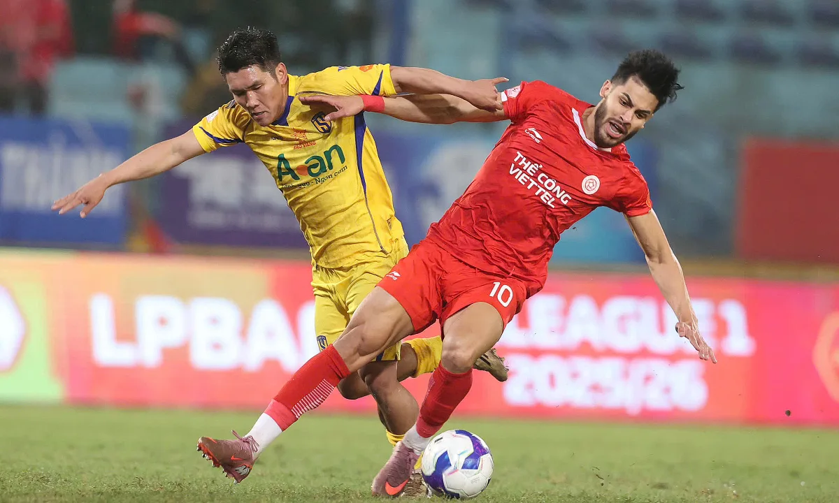 Thể Công thảm bại trước SLNA dù chơi hơn người